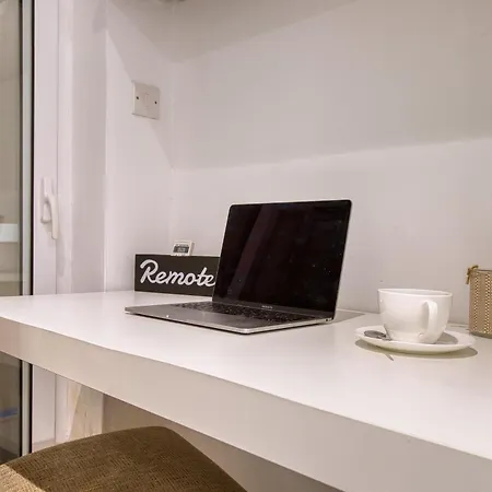 Paradise Exiles - By Solea Homes Apartmán