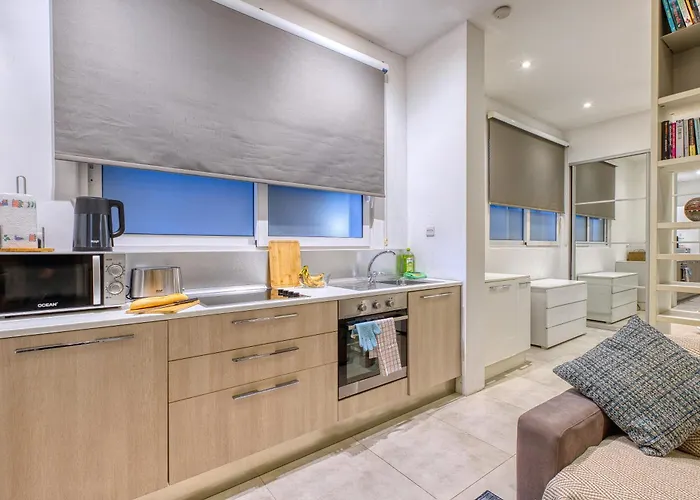 דירה Paradise Exiles - By Solea Homes סליאמה